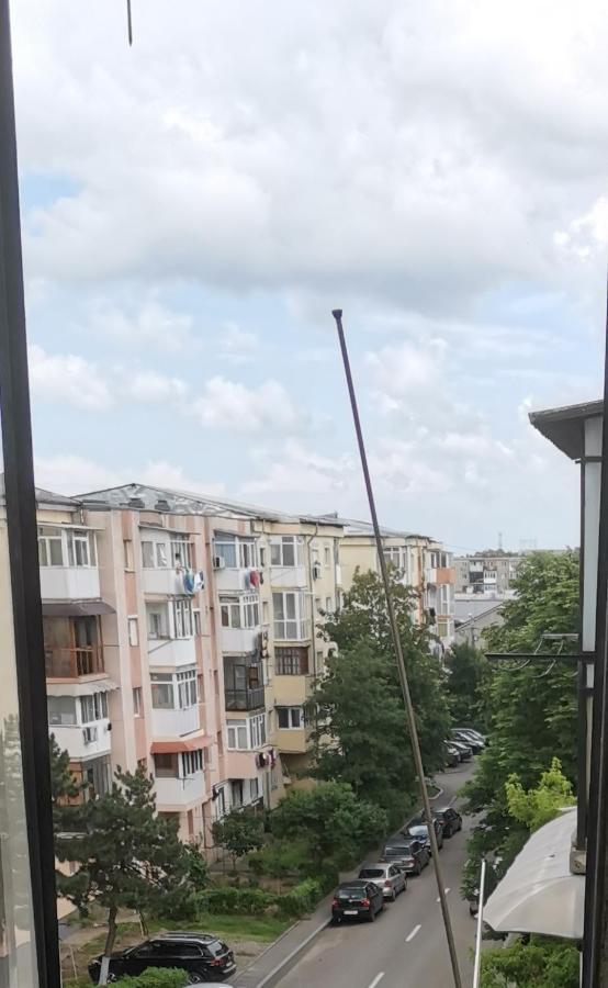 Bloom Box Apartments Craiova Exterior photo